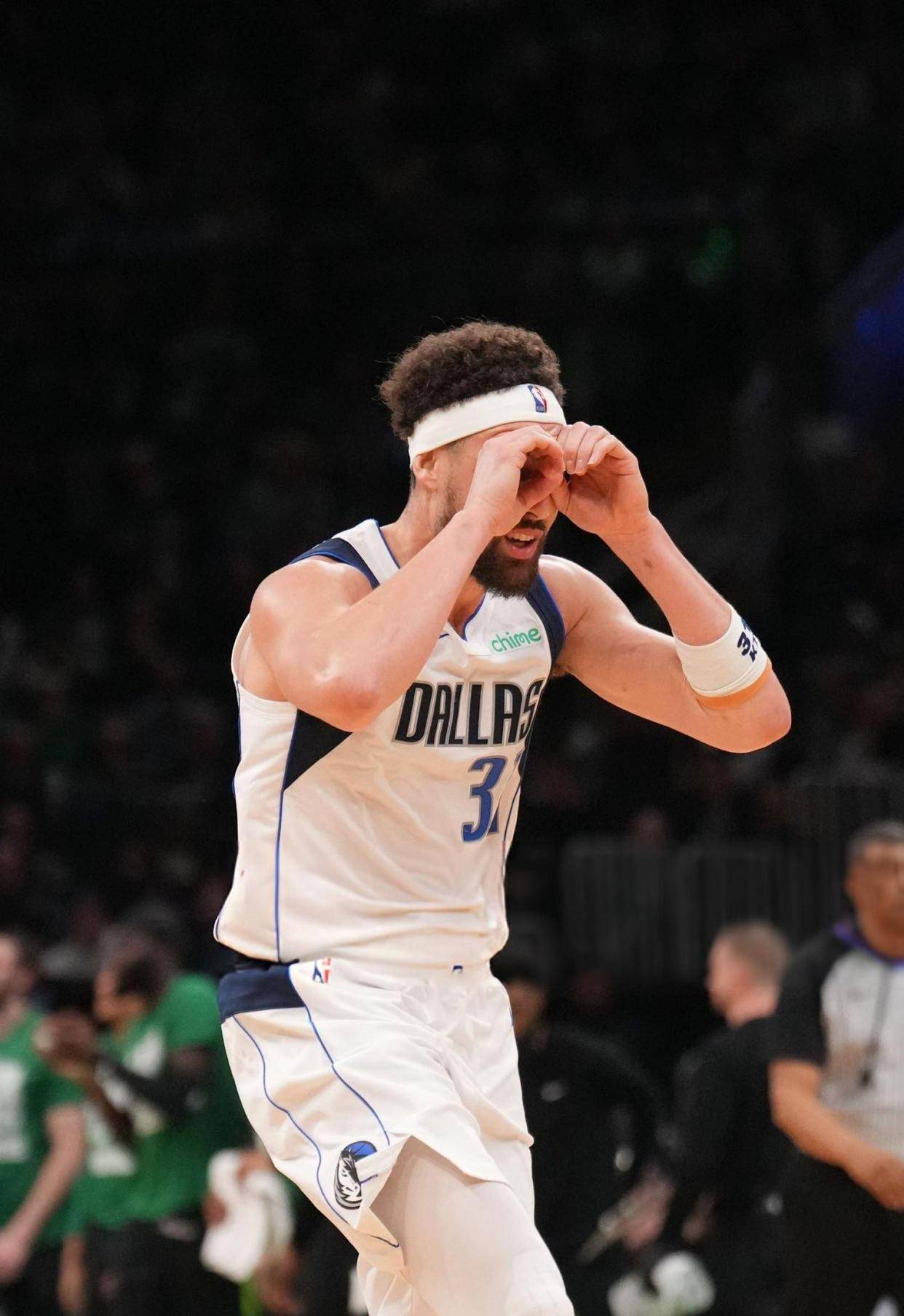 冲刺阶段达拉斯独行侠备战欧篮联，复出首秀细节曝光，管理层满意，年轻球员得到机会的简单介绍