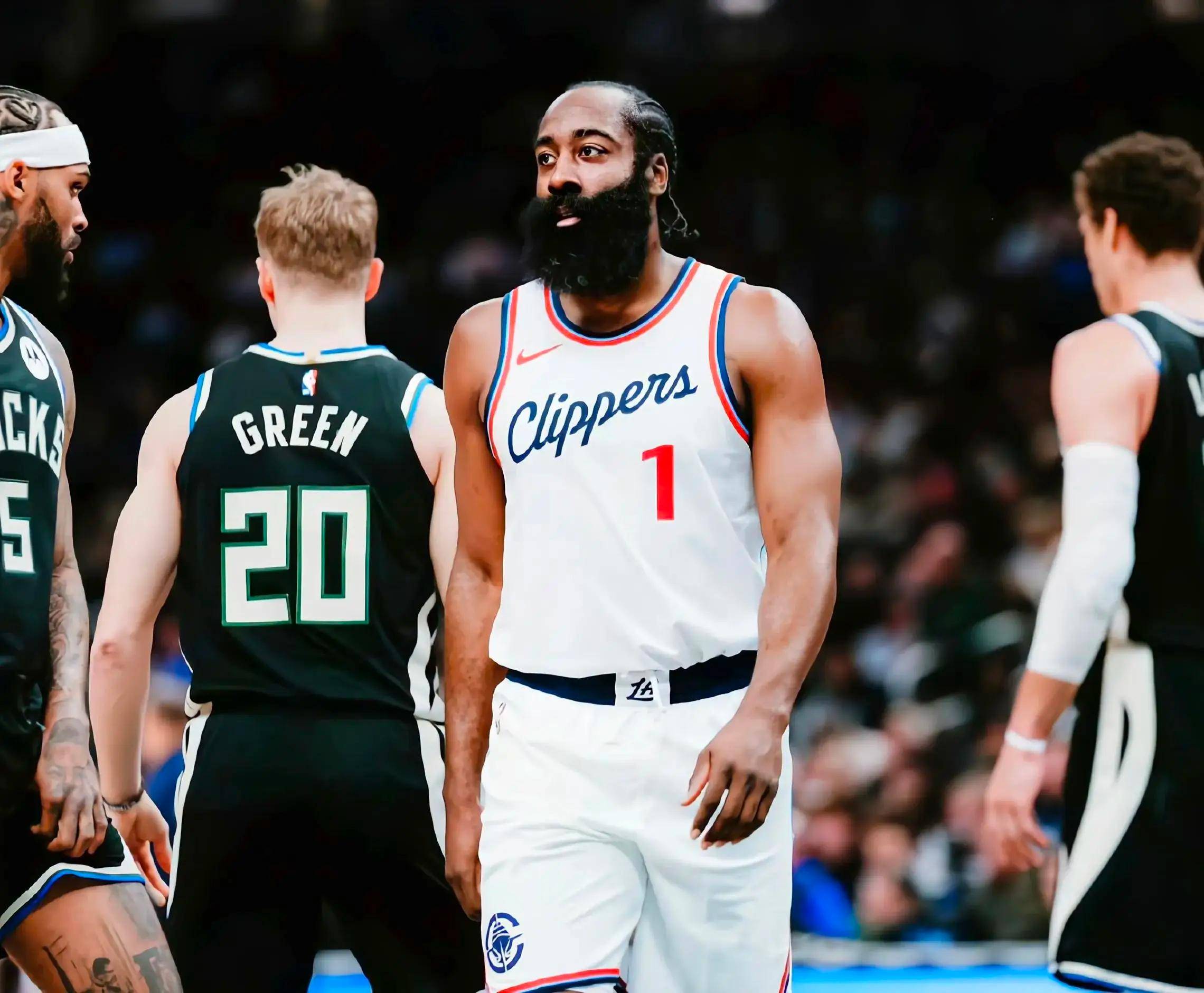 德甲冲刺阶段再迎强敌，洛杉矶快船复出首秀，主帅态度：信心回归，球探报告显示潜力的简单介绍